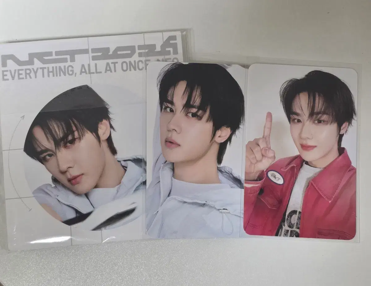 up10tion invitation ウェイ　ジニョク トレカ　업텐션 포카 NCT WayV 쿤 10주년팝업 포카 일괄 | 브랜드 중고거래 플랫폼, 번개장터